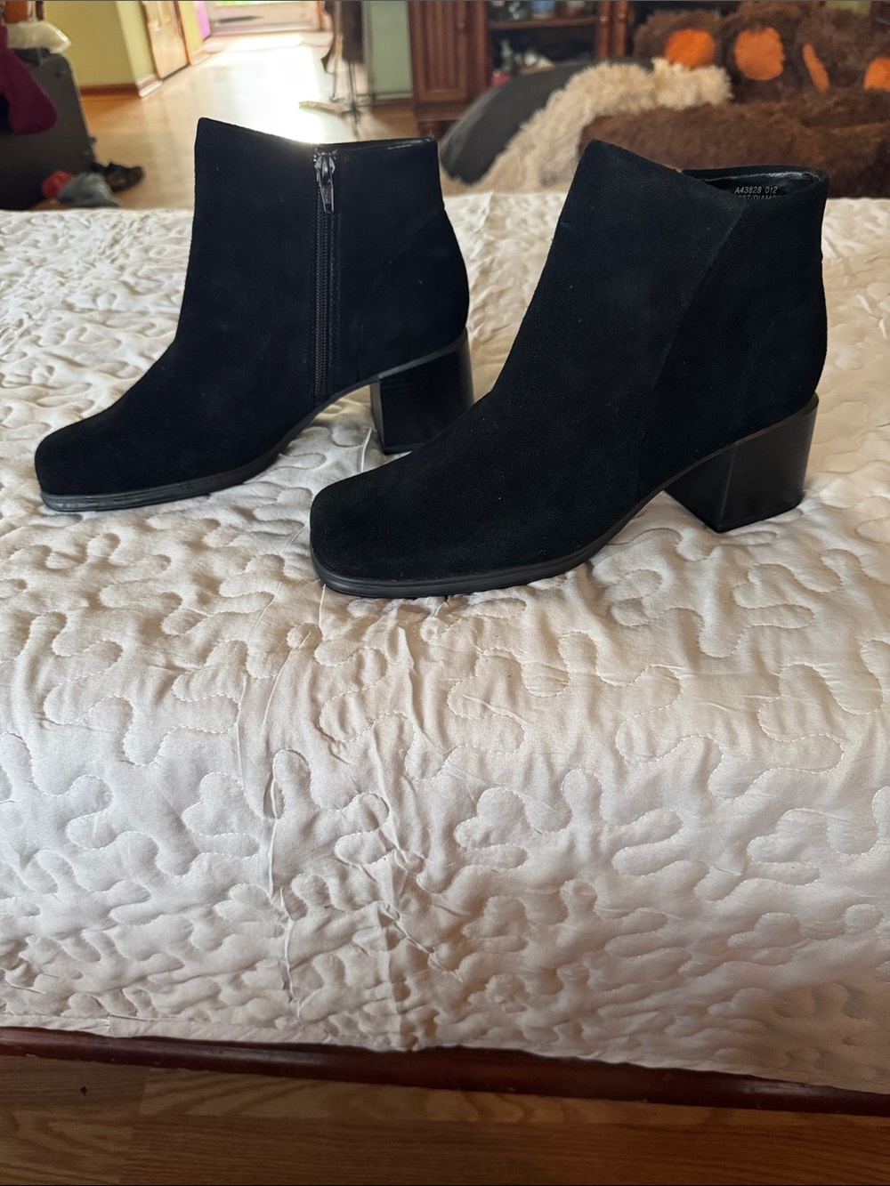 White Mountain Black Suede Block Heel Ankle Booties
